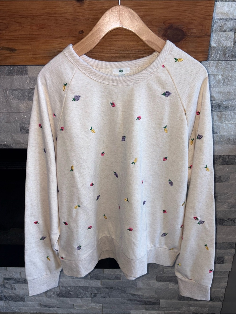 Dip Cream Embroidered Fruit Crewneck Sweater size L NWOT